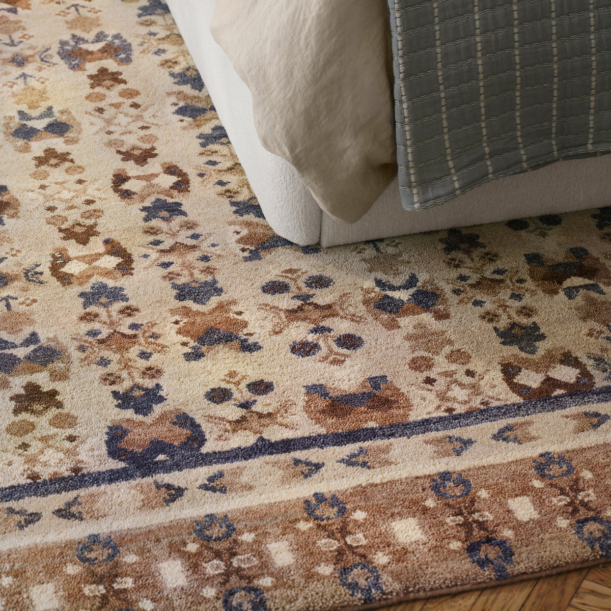 Aisha Hand-Knotted Area Rug