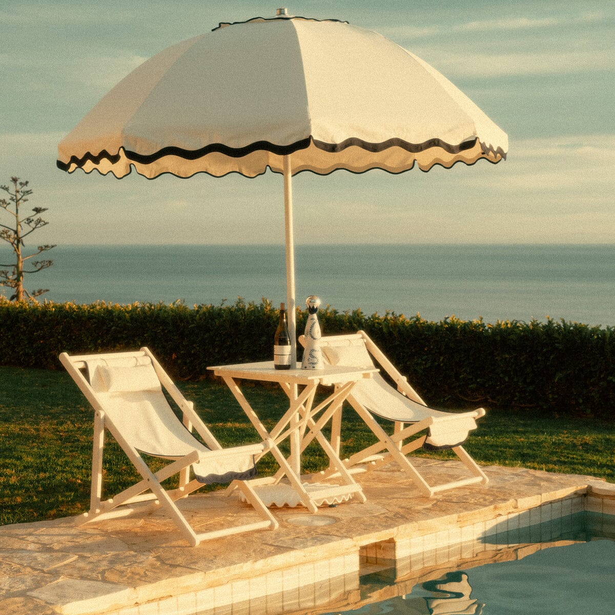 The Tall Folding Table